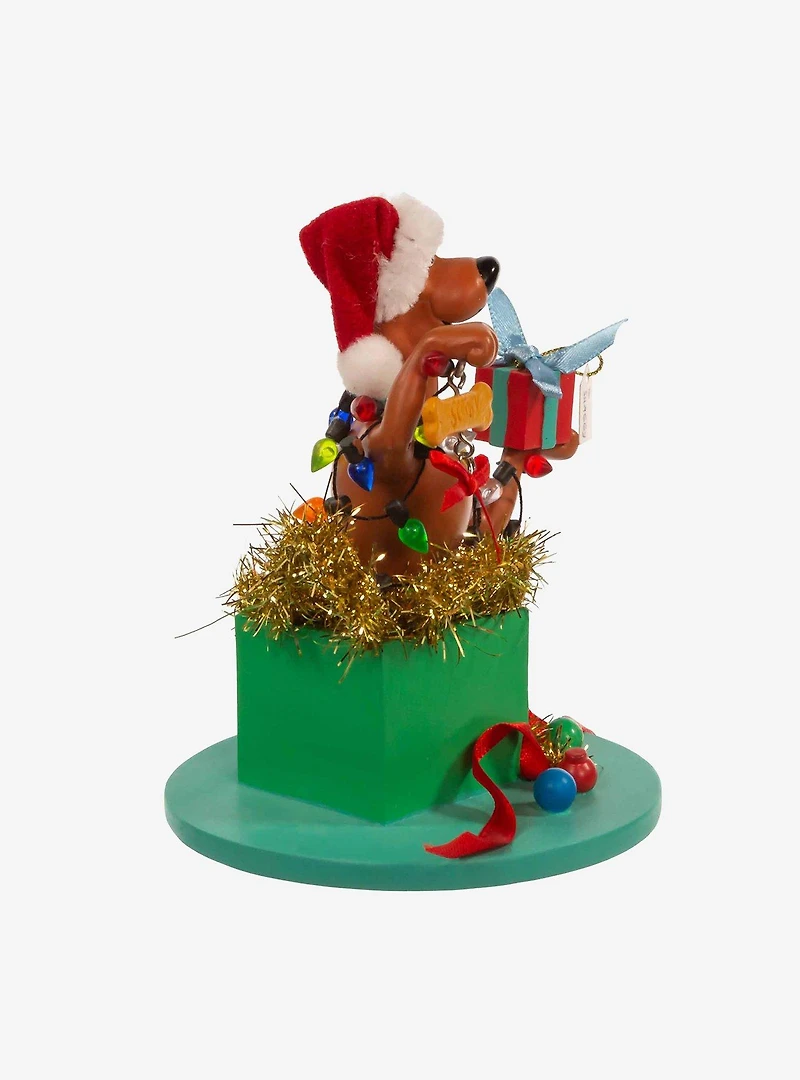 Scooby-Doo! in Present Foam Mache Figure