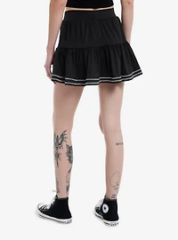 Social Collision Black & White Contrast Stitch Tiered Active Skort Plus Size