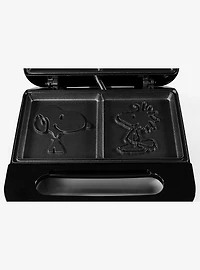 Peanuts Grilled Cheese Maker