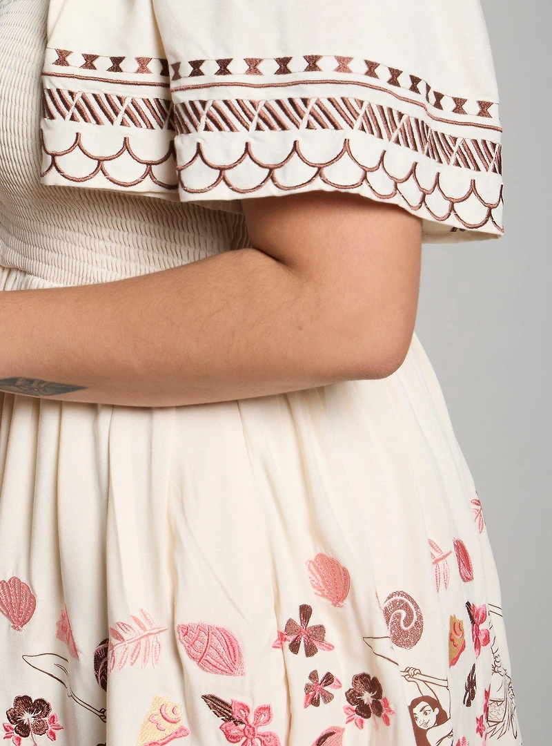 Disney Moana Floral Icons Cinched Plus Smock Dress - BoxLunch Exclusive