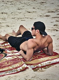 NFL 49ers Pocket Beach Towel