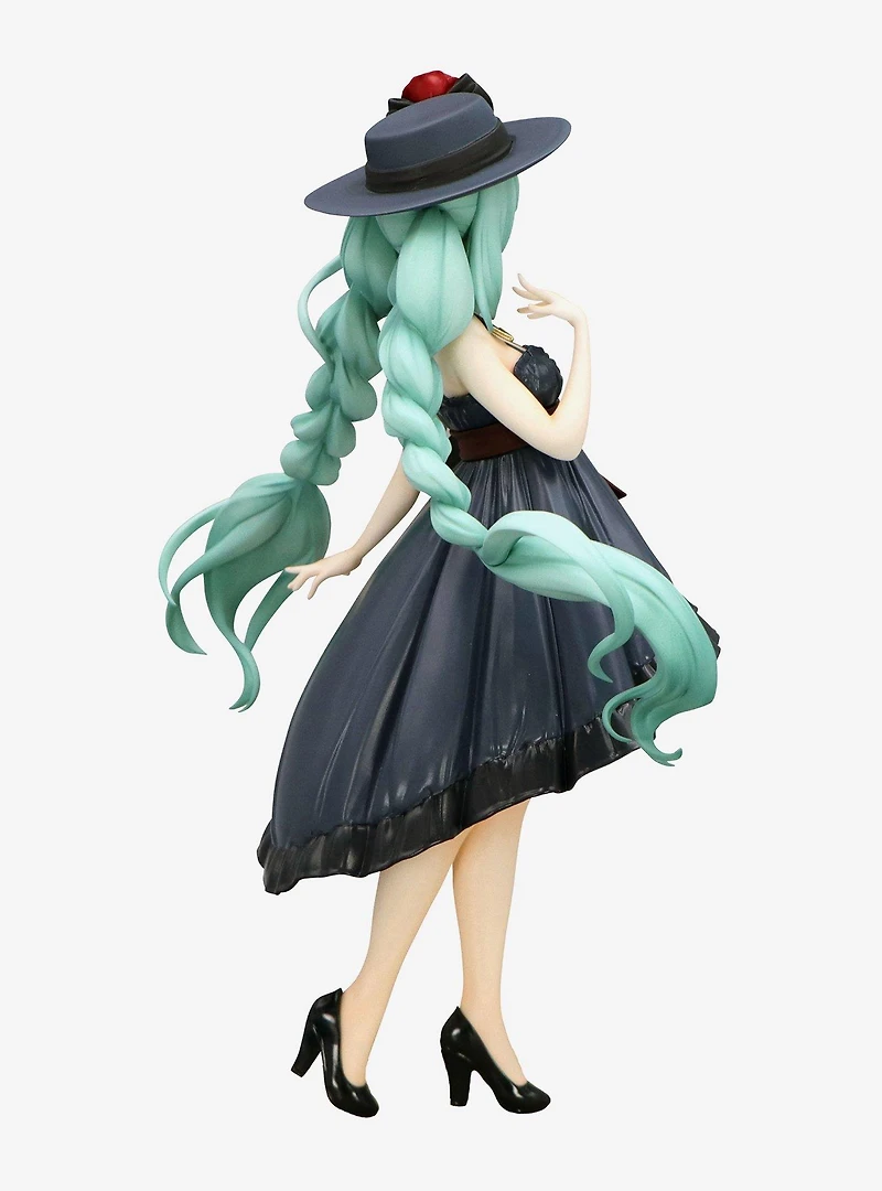 FuRyu Vocaloid Trio-Try-iT Hatsune Miku (Outing Dress) Figure