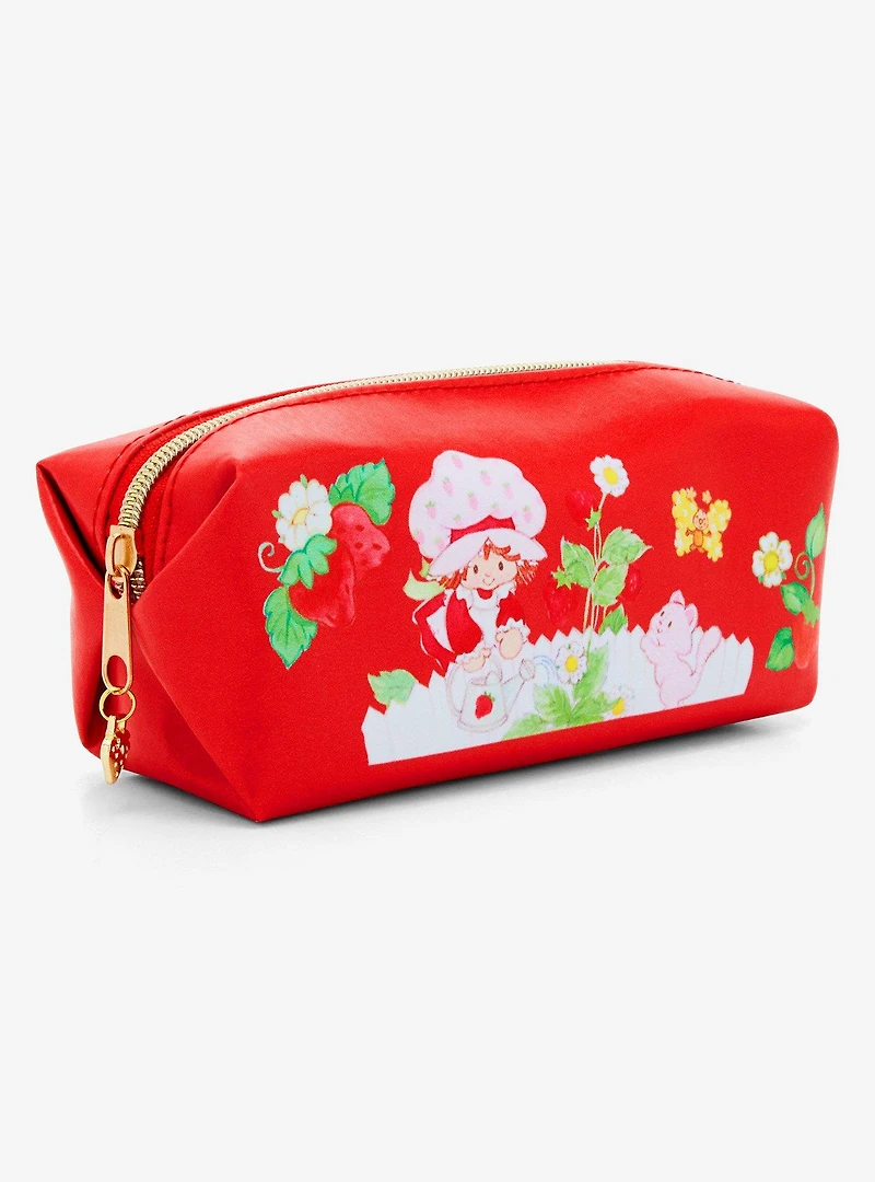 Strawberry Shortcake Custard & Strawberry Gardening Scene Pencil Case