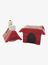Peanuts Snoopy Doghouse Figural Cookie Jar