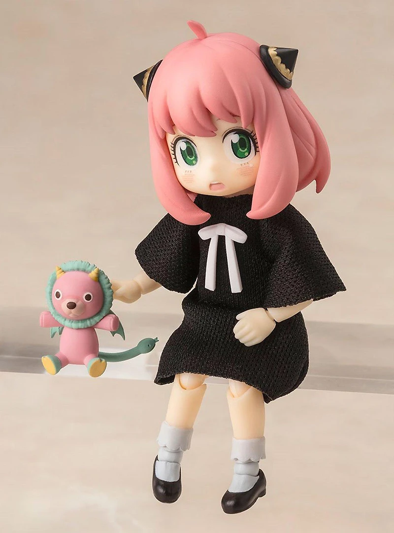Bandai Spirits Spy x Family S.H.Figuarts Anya Forger Figure