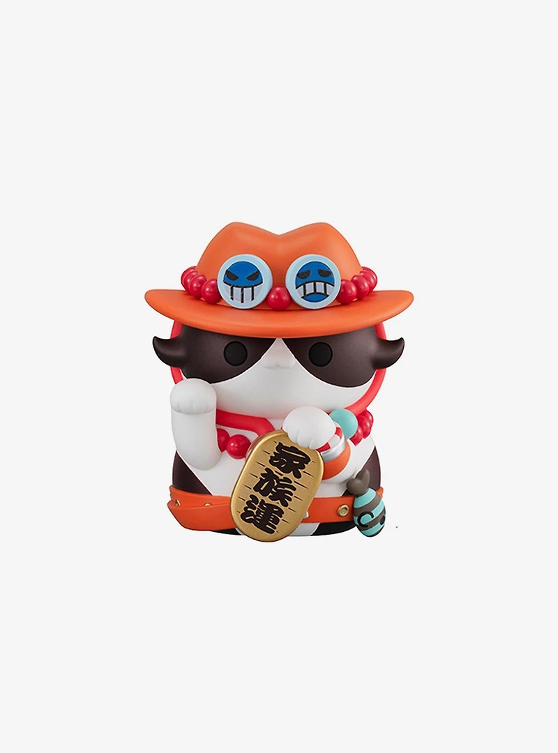Megahouse One Piece Mega Cat Project Nyan Piece Nyaan! Beckoning Cat (Lucky Cat Pirates) Blind Box Figure