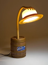One Piece Straw Hat Posable Hand Lamp