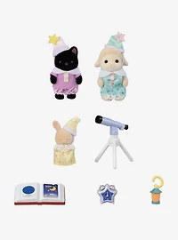 Calico Critters Nursery Friends Sleepover Party Figure Set