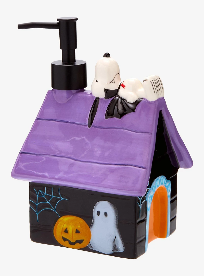 Peanuts Snoopy Halloween Doghouse Soap Pump