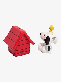 Peanuts Snoopy Doghouse Salt and Pepper Shakers