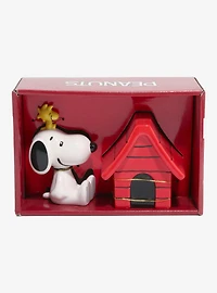 Peanuts Snoopy Doghouse Salt and Pepper Shakers
