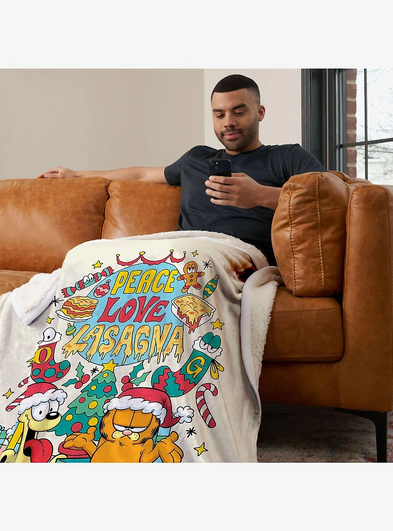 Garfield Peace Love Lasagna Silk Touch Sherpa Throw Blanket
