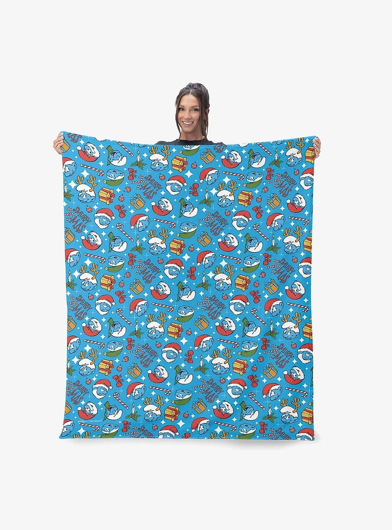 The Smurfs Smurfy Christmas Silk Touch Sherpa Throw Blanket