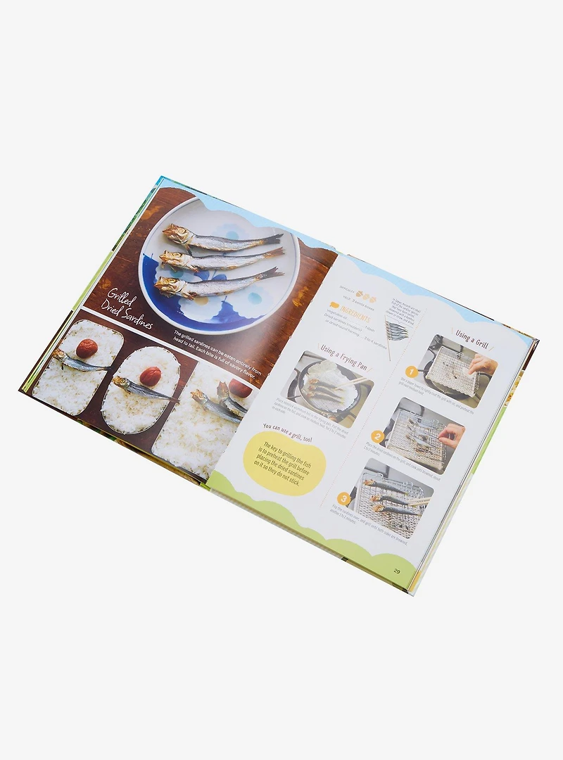 Studio Ghibli® My Neighbor Totoro Official Cookbook