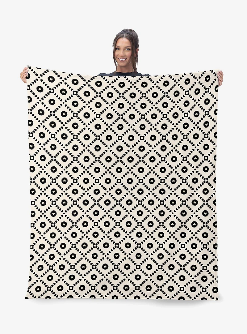 Black Hearts 50x60" Silk Touch Throw Blanket