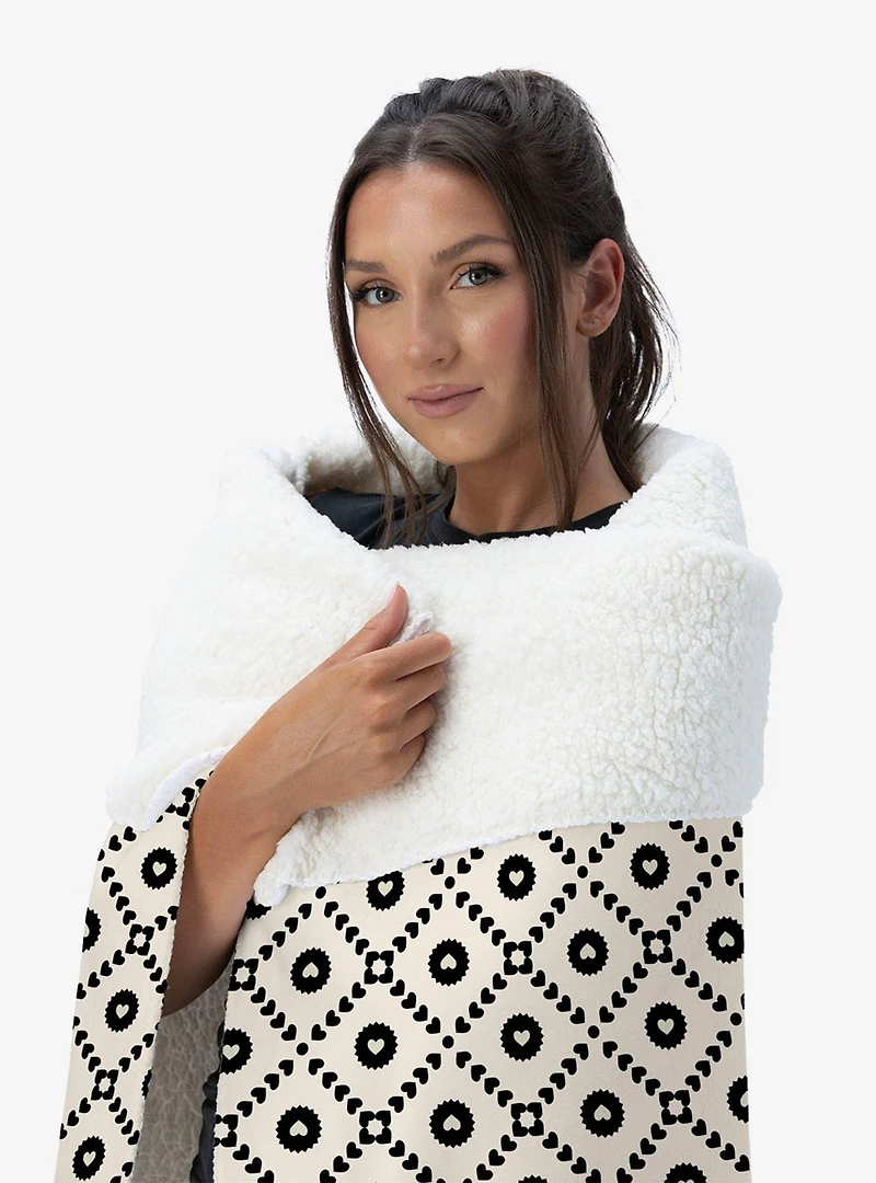 Black Hearts Silk Touch Sherpa Throw Blanket