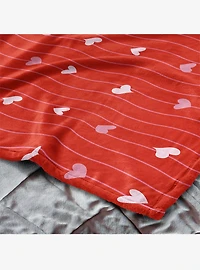 Line Hearts 60x80" Silk Touch Throw Blanket
