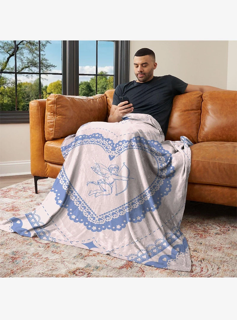 Vintage Hearts 60x80" Silk Touch Throw Blanket