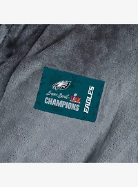NFL 2025 Super Bowl LIX Philadelphia Eagles Nola L/XL Silk Touch Robe