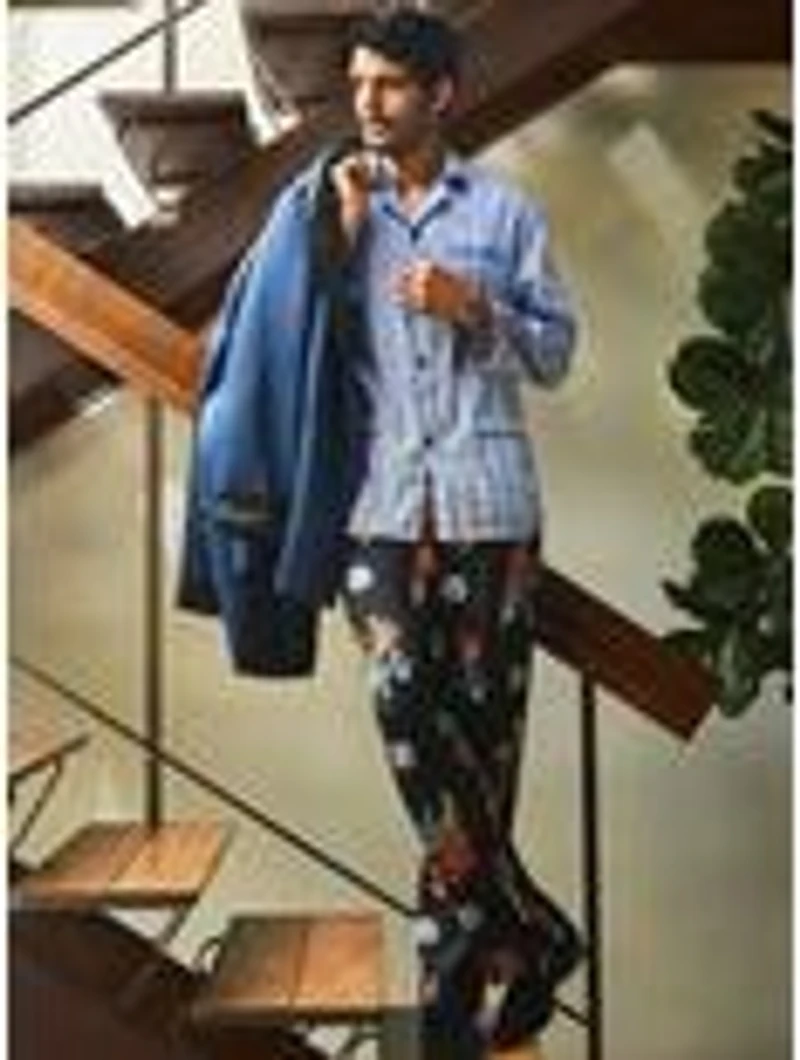 Marvel The Fantastic Four Group Portrait Allover Print Sleep Pants - BoxLunch Exclusive