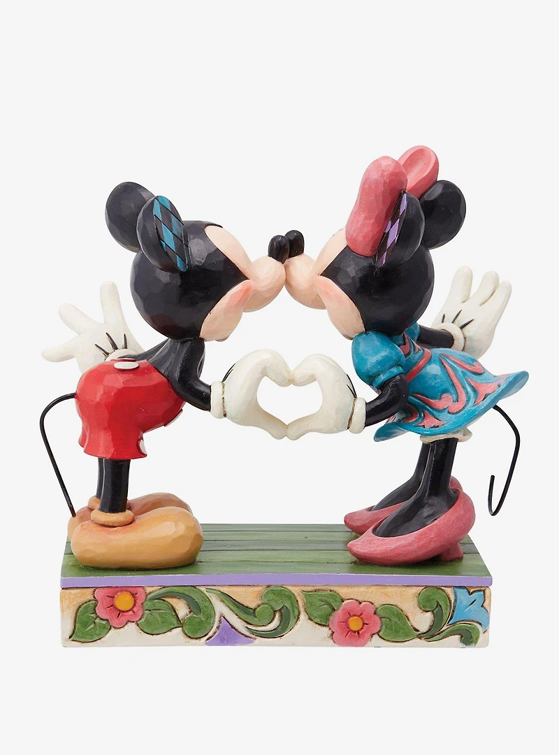 Disney Mickey & Minnie with Heart Jim Shore Figurine