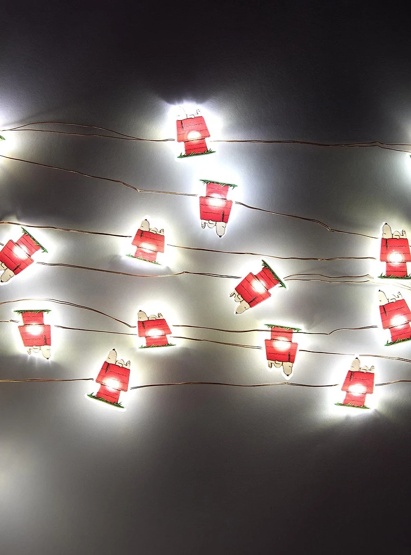 Peanuts Snoopy & Doghouse Decorative String Lights
