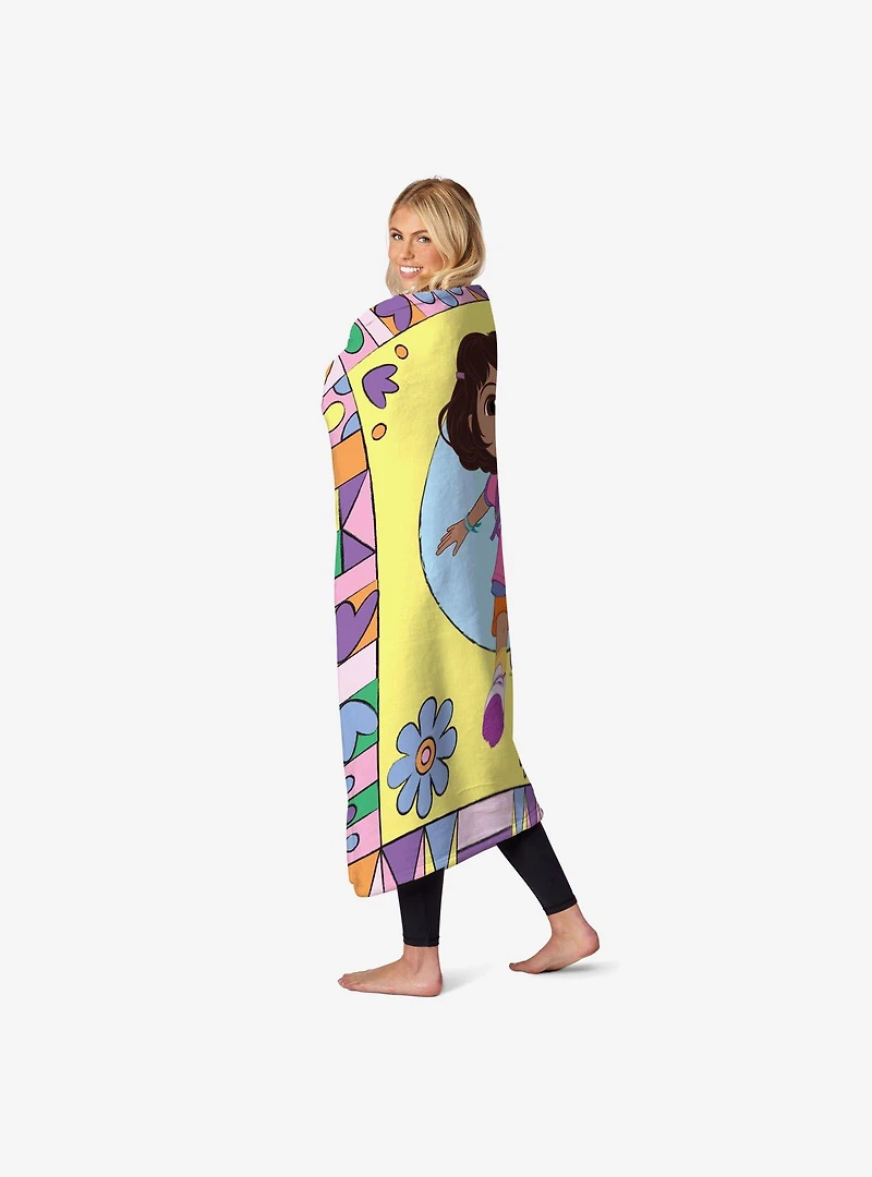 Dora The Explorer Running Dora 40x50" Silk Touch Throw Blanket