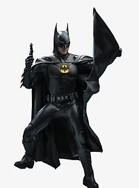 DC Comics Batman Modern Suit Sixth Scale Action Figure