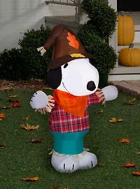 Peanuts Harvest Snoopy in Plaid Shirt Airblown