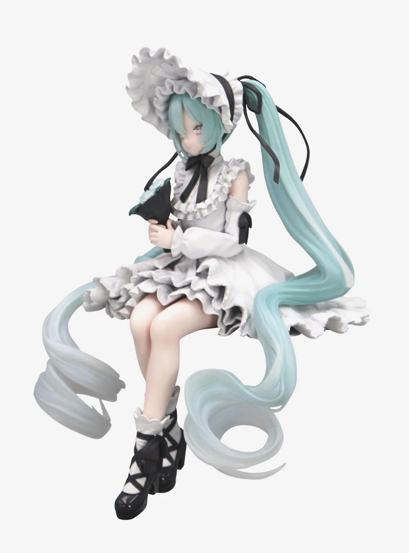 FuRyu Vocaloid Hatsune Miku (Vintage Doll Style) Noodle Stopper Figure