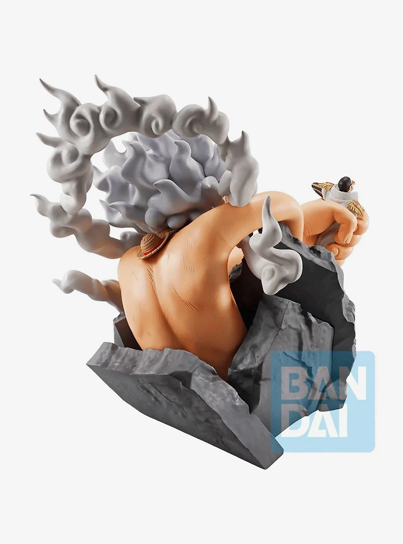 Bandai Namco One Piece Revible Moment Ichibansho Monkey D. Luffy Gear 5 vs. Borsalino (Burst of Energy) Figure