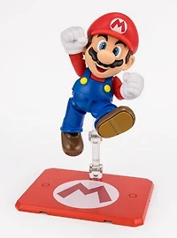 Bandai Namco Nintendo Super Mario S.H.Figuarts Mario Figure
