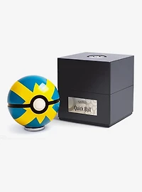 Pokémon Quick Ball Replica