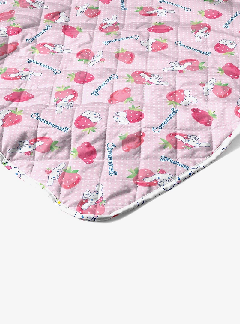 Cinnamoroll Strawberry Polka Dot Quilted Throw Blanket