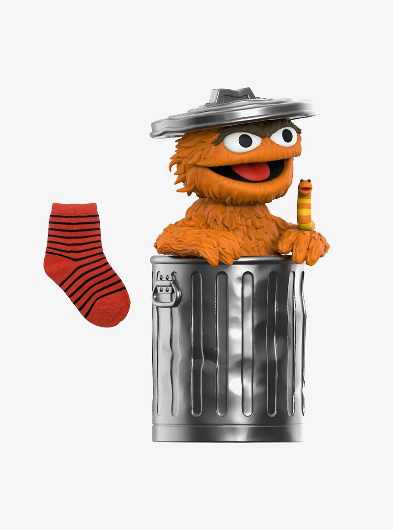 Super7 Sesame Street Supersize Oscar the Grouch Limited Edition Vinyl Figure
