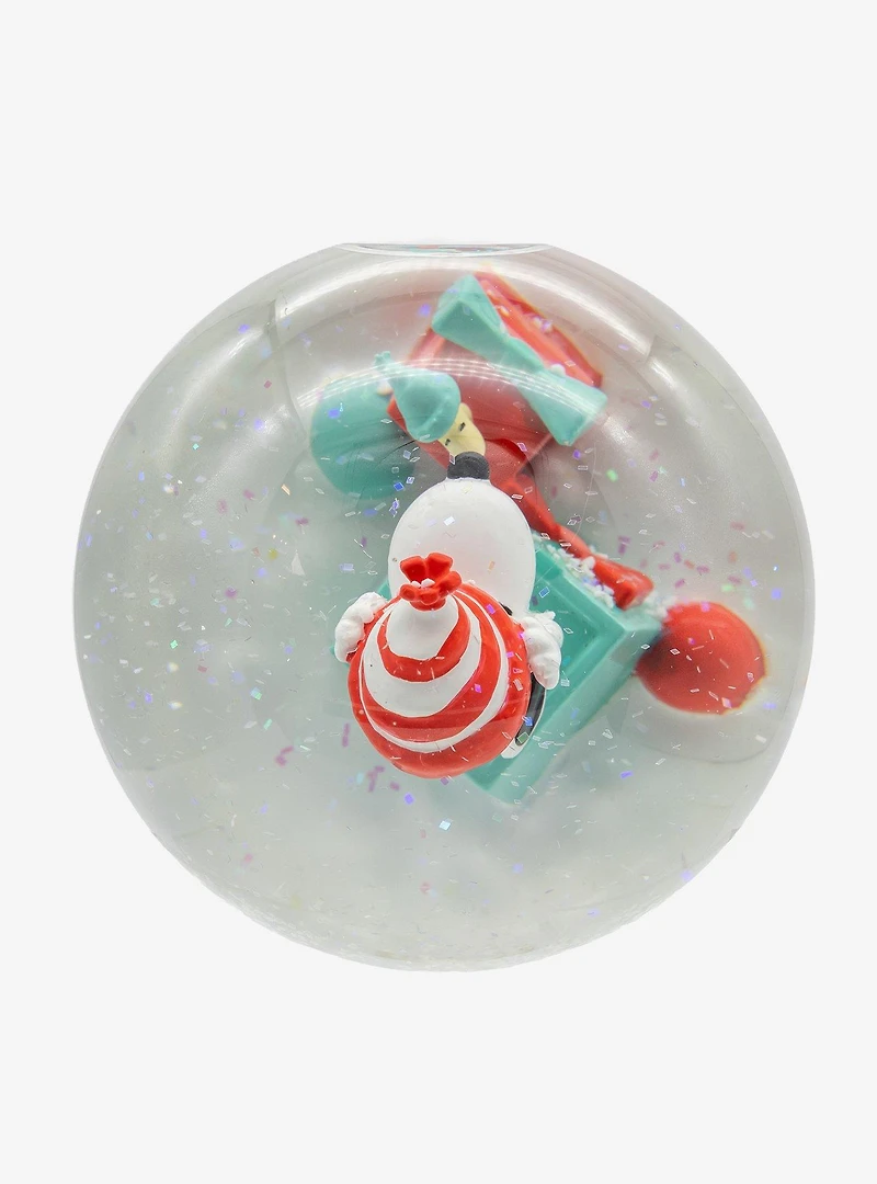 Peanuts Snoopy with Presents 100MM Musical Water Globe