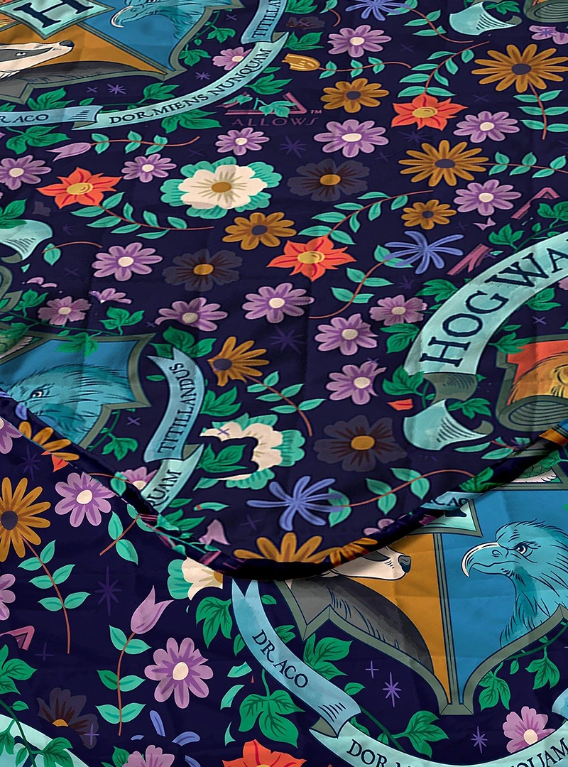 Harry Potter Botanical Crests 60x90" Quilted Throw Blanket