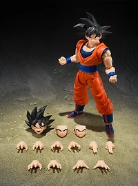Bandai Namco Dragon Ball Z S.H.Figuarts Goku (A Saiyan Raised On Earth) Figure
