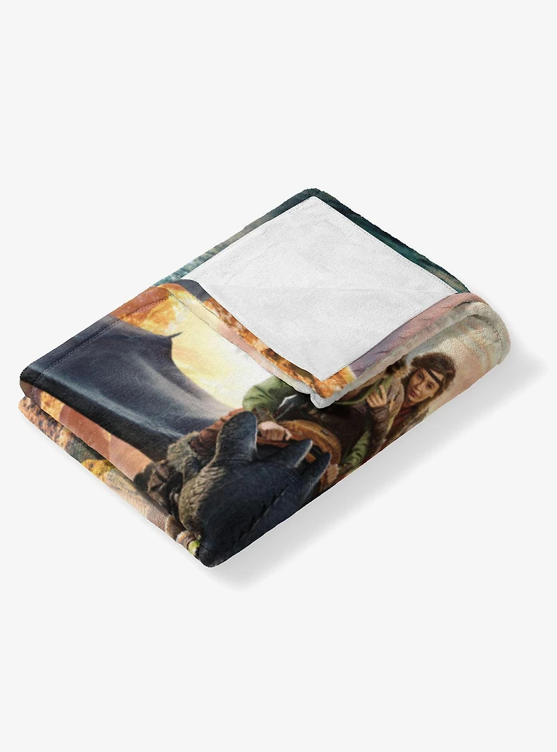 How to Train Your Dragon: Live Action Flight Above the Sea 60x80" Silk Touch Throw Blanket