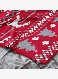 NCAA Georgia Bulldogs Christmas Time Silk Touch Throw Blanket