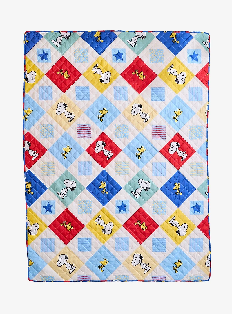 Peanuts Retro Reversible Quilted Blanket — BoxLunch Exclusive
