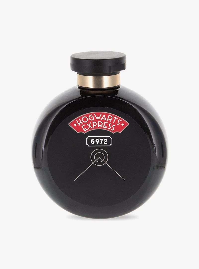 Mad Beauty Harry Potter Hogwarts Express Body Wash and Sock Set