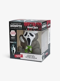 Handmade by Robots Scream Ghost Face: Tis the Season (Translucent) Vinyl Figure