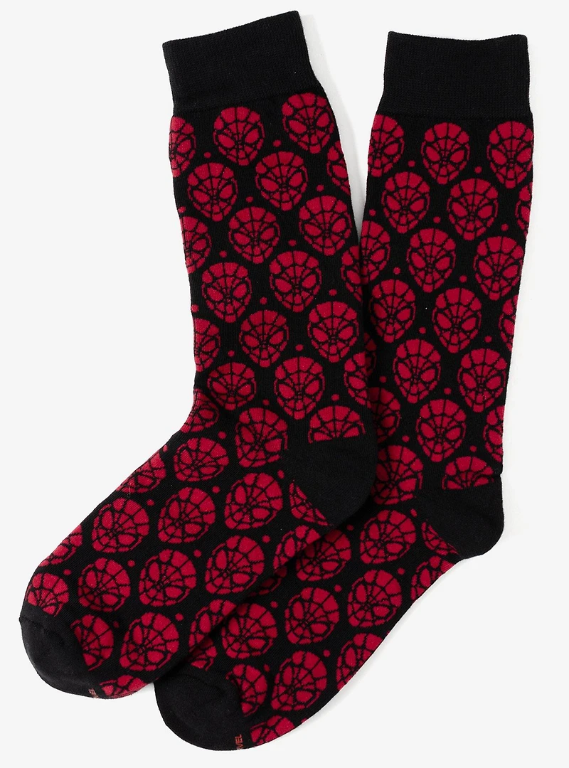 Marvel Spider Man Dot 3 Pack Socks and Lapel Pin Gift Set