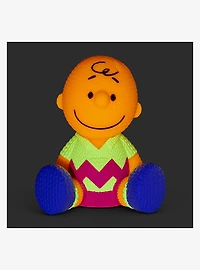Handmade by Robots Peanuts Charlie Brown #422 (Blacklight) Vinyl Figure