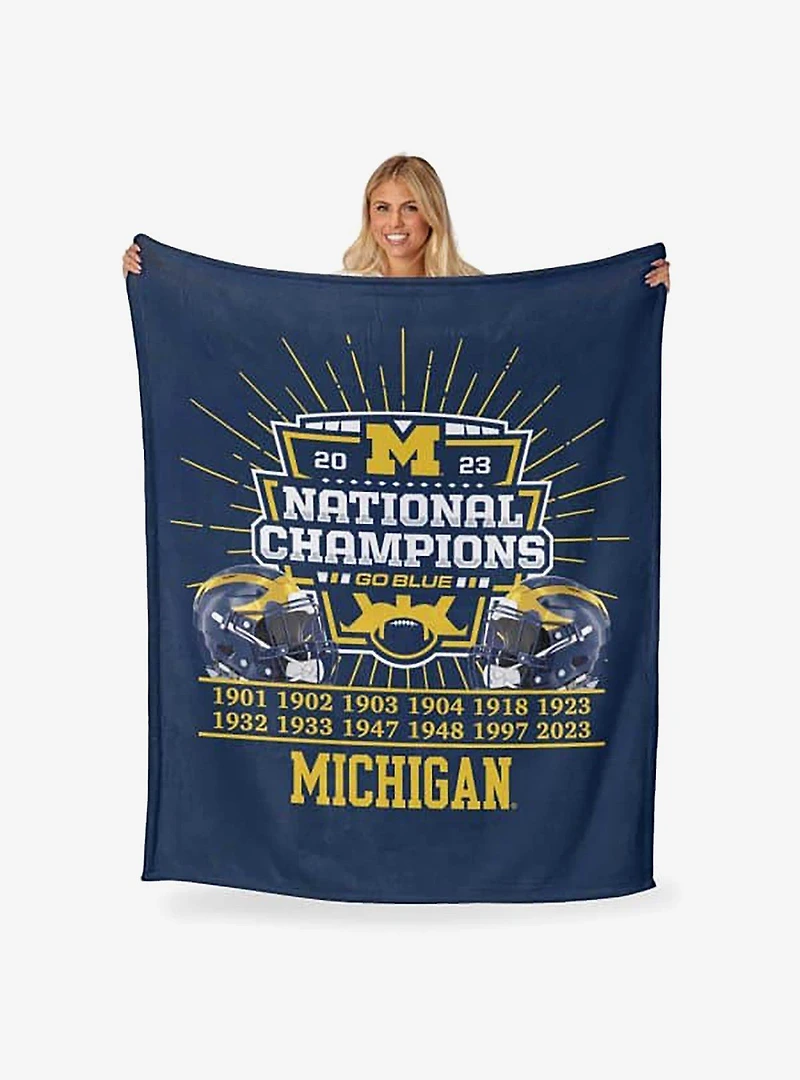 NCAA 2023 FBC Fissure Michigan Silk Touch Throw
