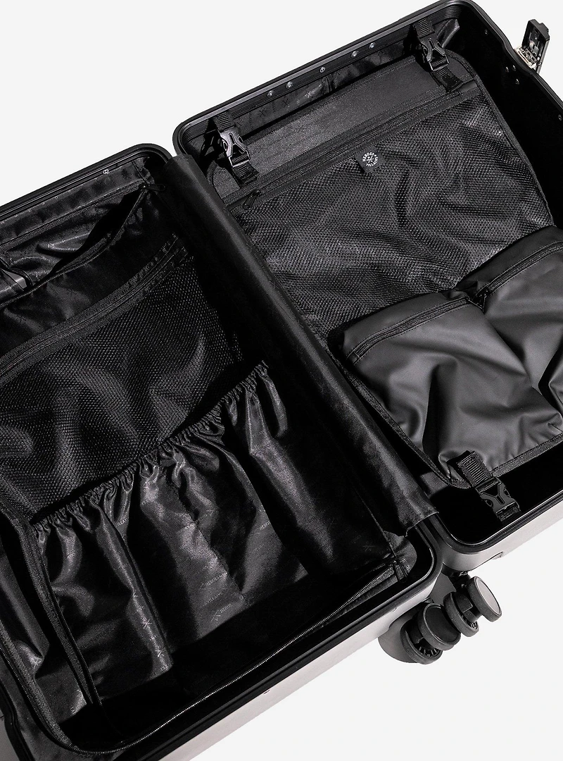 Heroes & Villains Star Wars The Mandalorian Skyrider Check-In Suitcase