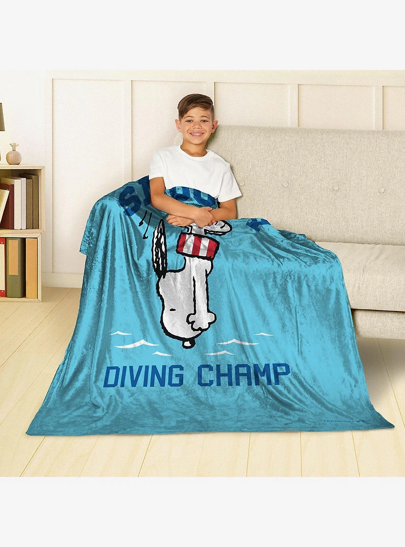 Peanuts Snoopy Diving Silk Touch Throw Blanket