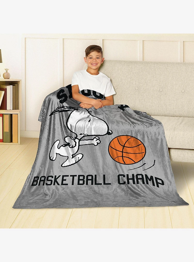 Peanuts Snoopy Basketball Silk Touch Throw Blanket