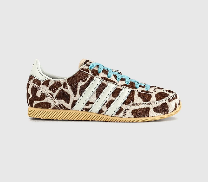 adidas gazelle silver green womens adidas Originals Women's Adistar Control 5